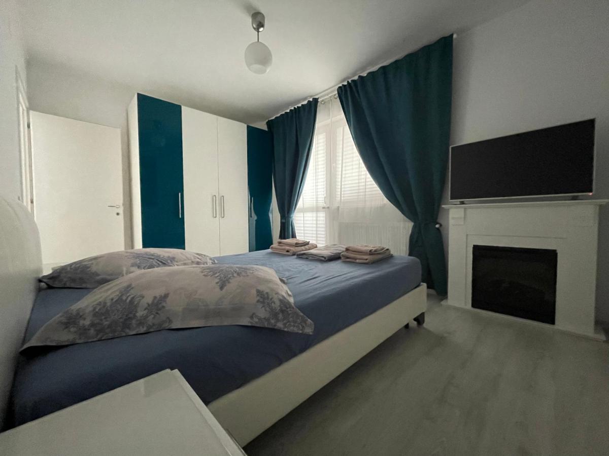 Feels Like Home Apartment M S Apartments บูคาเรสต์ ภายนอก รูปภาพ