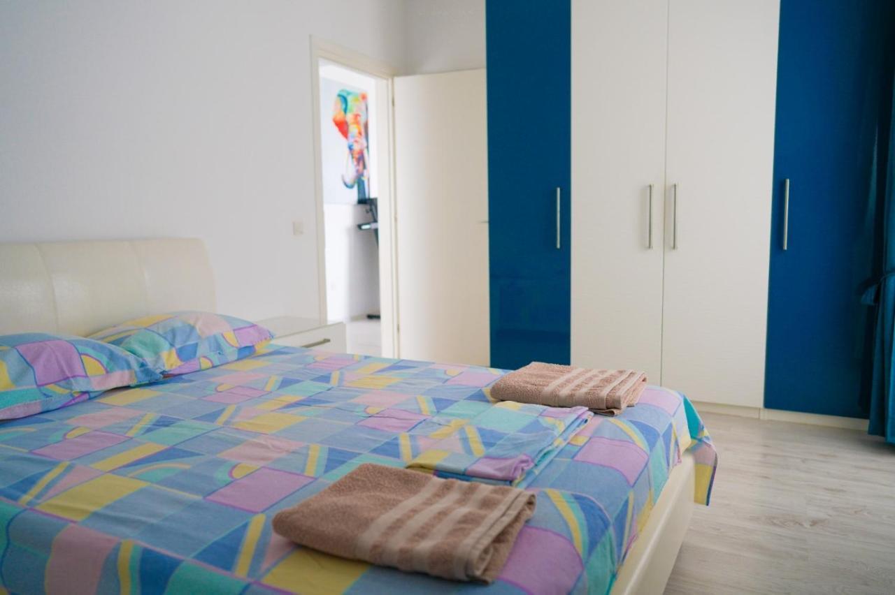 Feels Like Home Apartment M S Apartments บูคาเรสต์ ภายนอก รูปภาพ